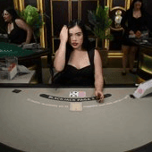 Live Infinite Blackjack game screenshot